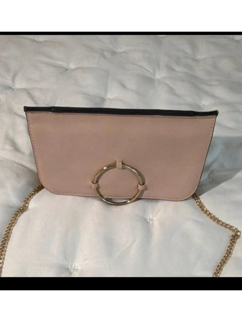 Beige shoulder bag